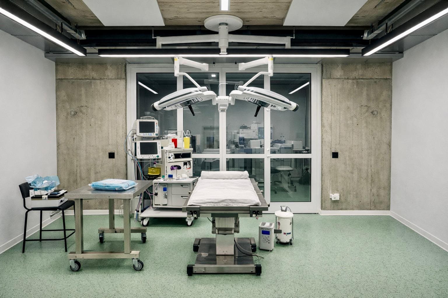 Salle d'opération vétérinaire